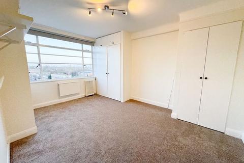 Studio for sale, Du Cane Court Balham High Road Balham SW17 7JR