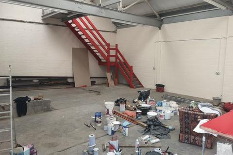 Property to rent, INDUSTRIAL UNIT WITH MEZZANINE TO BE LET ON ESTABLISHED SITE