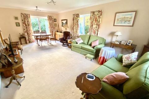 2 bedroom end of terrace house for sale, Hooke Court, Liphook GU30