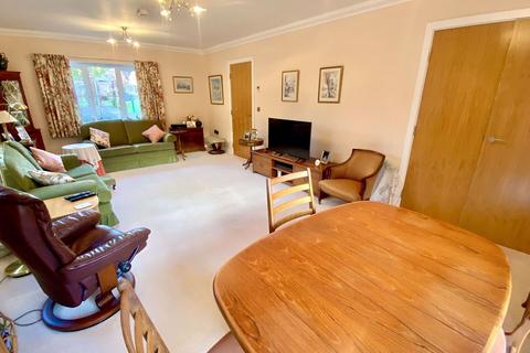 2 bedroom end of terrace house for sale, Hooke Court, Liphook GU30