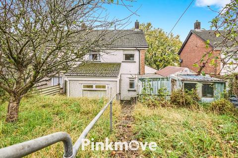 3 bedroom semi-detached house for sale, Woodside Road, Pontypool - REF# 00024952