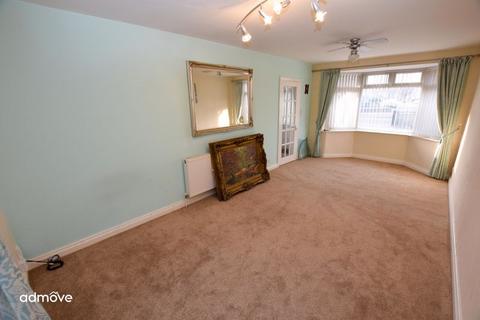 4 bedroom semi-detached house to rent, Fairywell Road, Timperley, WA15