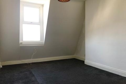 2 bedroom flat to rent, Old Christchurch Road, Bournemouth