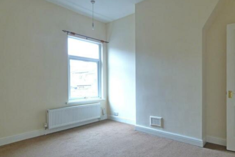 2 bedroom terraced house to rent, Turner Street, Birches Head, Stoke On Trent, ST1