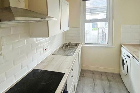 1 bedroom apartment to rent, Connaught Road, Roath