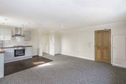 2 bedroom flat to rent, Ashley Road, Parkstone, BH14