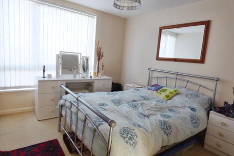 2 bedroom flat to rent, Chanctonbury road, Rustington