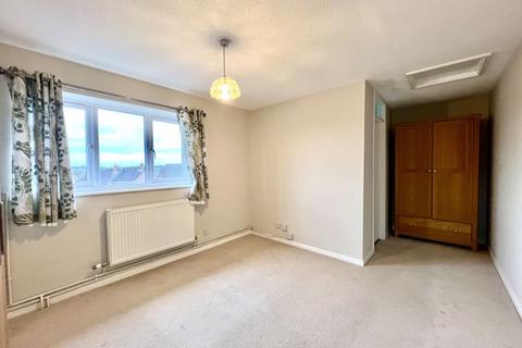 1 bedroom terraced house to rent, Westerham Walk, Calne SN11