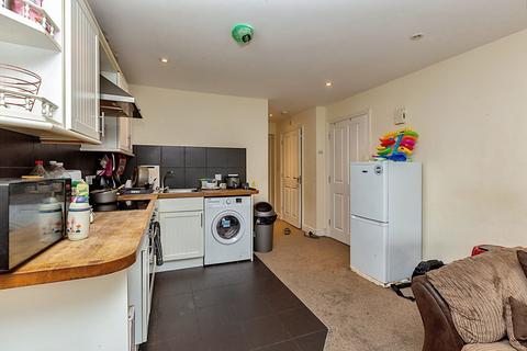 2 bedroom maisonette to rent, Newton Road, Bletchley, MK3 5BY