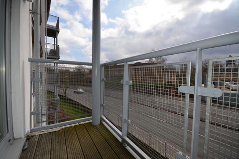 2 bedroom apartment to rent, Kelvin Gate, Bracknell, RG12