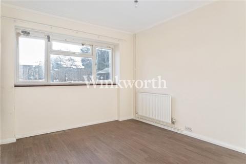 3 bedroom semi-detached house for sale, Pasteur Gardens, London, N18