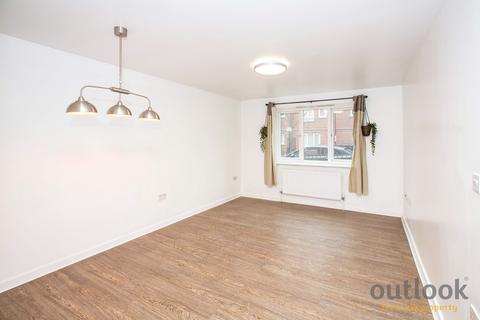 2 bedroom flat to rent, Rose Court, Campion Road, Leyton