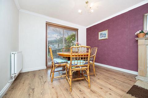 4 bedroom detached villa for sale, Brodick Gardens, Dunfermline