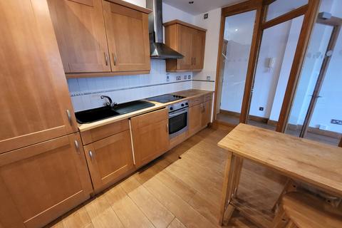 Studio to rent, Madison Apartments, Seymour Grove, Trafford, Manchester. M16 0NB