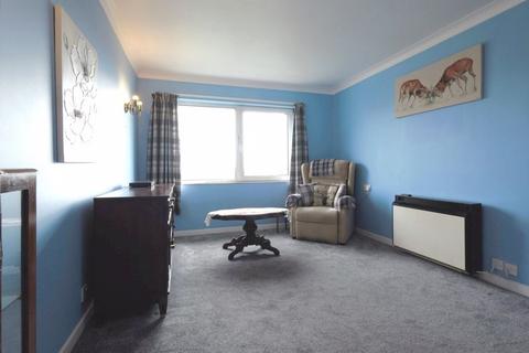 1 bedroom flat for sale, Longridge Avenue, Saltdean BN2