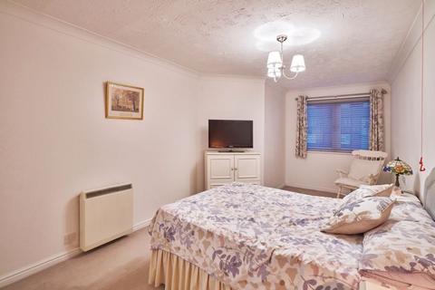 2 bedroom retirement property for sale, Parkland Grove, Ashford TW15