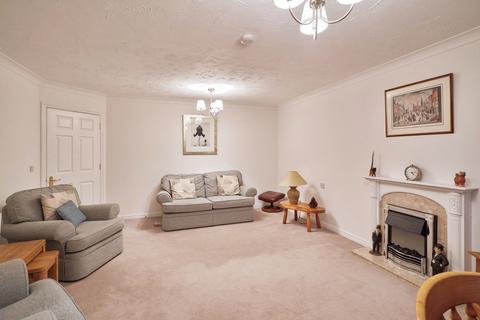 2 bedroom apartment for sale, Perrin Court, Ashford TW15