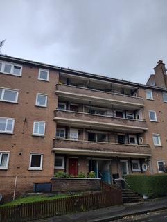 3 bedroom flat to rent, Thornwood Drive, Glasgow, G11