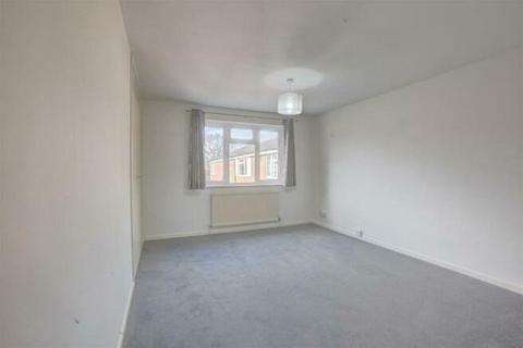 2 bedroom house to rent, Oak Tree Close, West Bridgford, Nottingham, Nottinghamshire, NG2