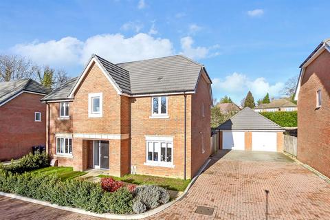 5 bedroom detached house for sale, Pampas Close, Haywards Heath, West Sussex