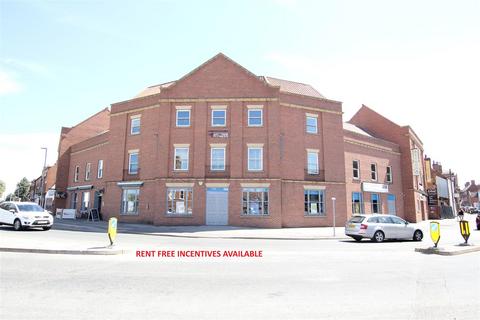 Retail property (high street) to rent, Retail units - 69 Castle Gate, Newark