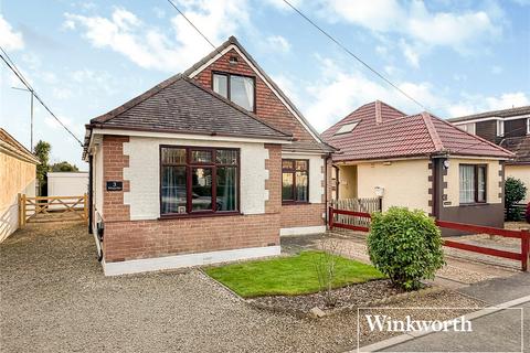 4 bedroom bungalow for sale, High Mead, Ferndown BH22