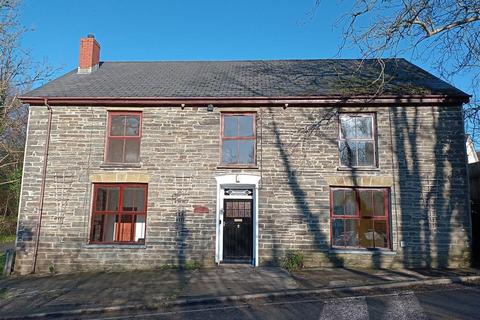 4 bedroom detached house for sale, Llangeler, Llandysul, Carmarthenshire, SA44 5EY