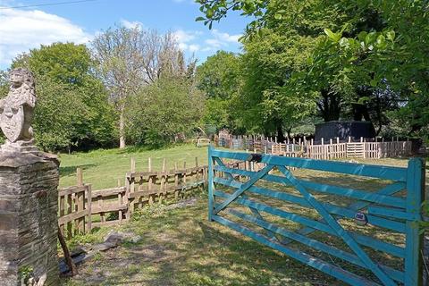 4 bedroom detached house for sale, Saron Road, Llangeler, Llandysul, Carmarthenshire, SA44 5EY