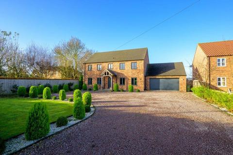 4 bedroom detached house for sale, Fridaybridge Road, Elm, Wisbech, Cambridgeshire, PE14 0AU