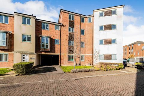 3 bedroom flat for sale, Tinning Way, Eastleigh SO50