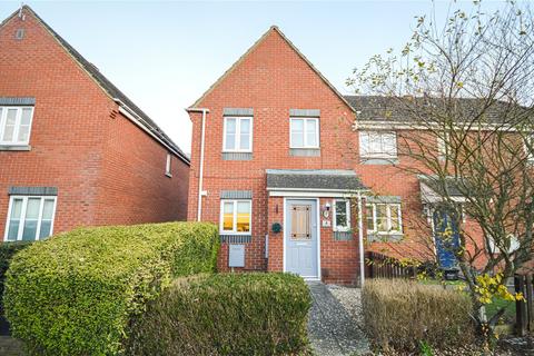 3 bedroom terraced house for sale, Highworth Road, Swindon SN3