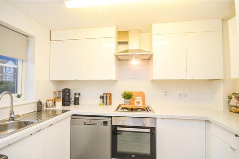 3 bedroom terraced house for sale, Highworth Road, Swindon SN3