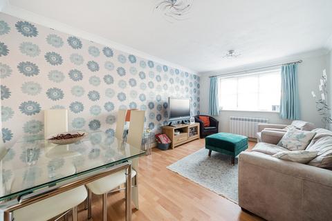 2 bedroom apartment for sale, Coalmans Way, Burnham, Slough