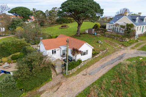 2 bedroom detached bungalow for sale, Bunker Hill, Vale, Guernsey