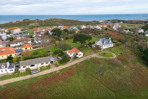 2 bedroom detached bungalow for sale, Bunker Hill, Vale, Guernsey