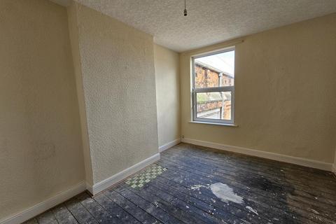 2 bedroom flat to rent, Spital Terrace, Gainsborough DN21