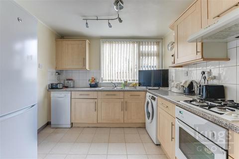37 Lower Meadow, Harlow, CM18 7RD