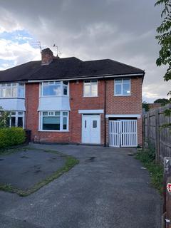 4 bedroom semi-detached house to rent, Cator Lane, Beeston NG9