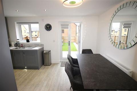 3 bedroom semi-detached house to rent, Springfields, Waverley, Rotherham, S60 8DR