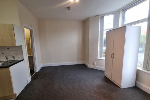 Studio to rent, Gillott Road, Edgbaston, Birmingham, B16 9LL