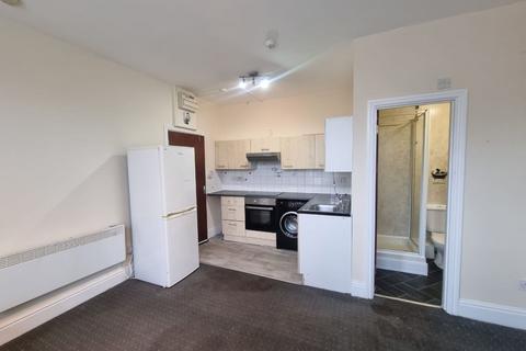 Studio to rent, Gillott Road, Edgbaston, Birmingham, B16 9LL