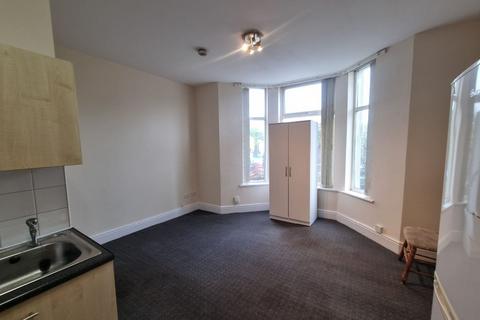 Studio to rent, Gillott Road, Edgbaston, Birmingham, B16 9LL