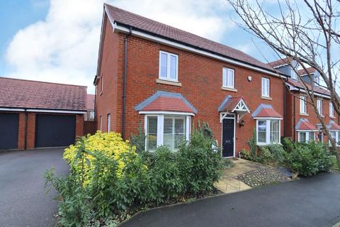 4 bedroom detached house for sale, Greylag Gardens, Shenley Brook End, MK5