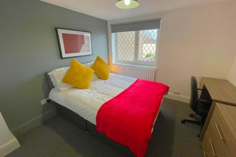 undefined, Room 3