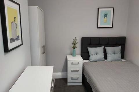 4 bedroom terraced house to rent, Adelaide Road, Kensington, Liverpool