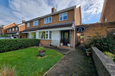 3 bedroom semi-detached house for sale, Churchill Close, Sholtey Bridge