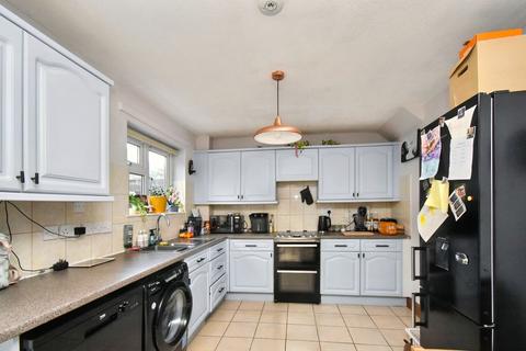 2 bedroom terraced house for sale, Godfreys Gardens, Crediton