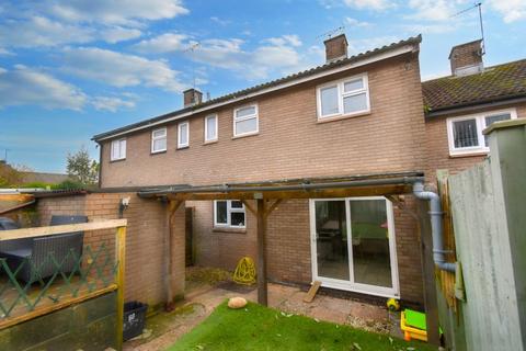 60 Godfreys Gardens, Bow, Crediton, EX17 6HT