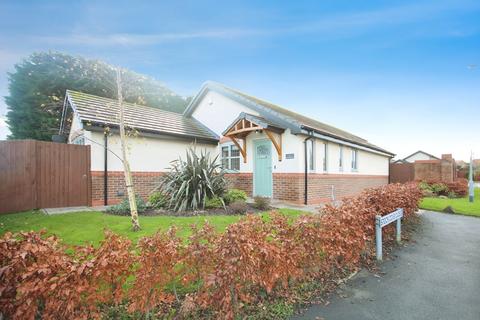 2 bedroom bungalow for sale, Stock Dove Close, Preston PR3