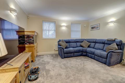 2 bedroom terraced house for sale, Lacemakers Court, Buckinghamshire HP27